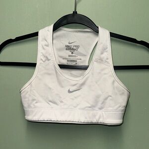 Nike Girls sports bra